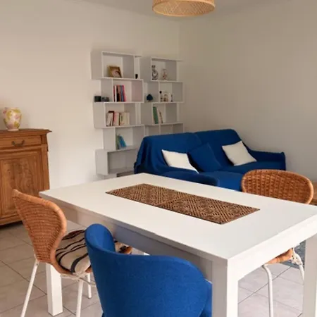 Seaside With Terrace And Parking Apartment *